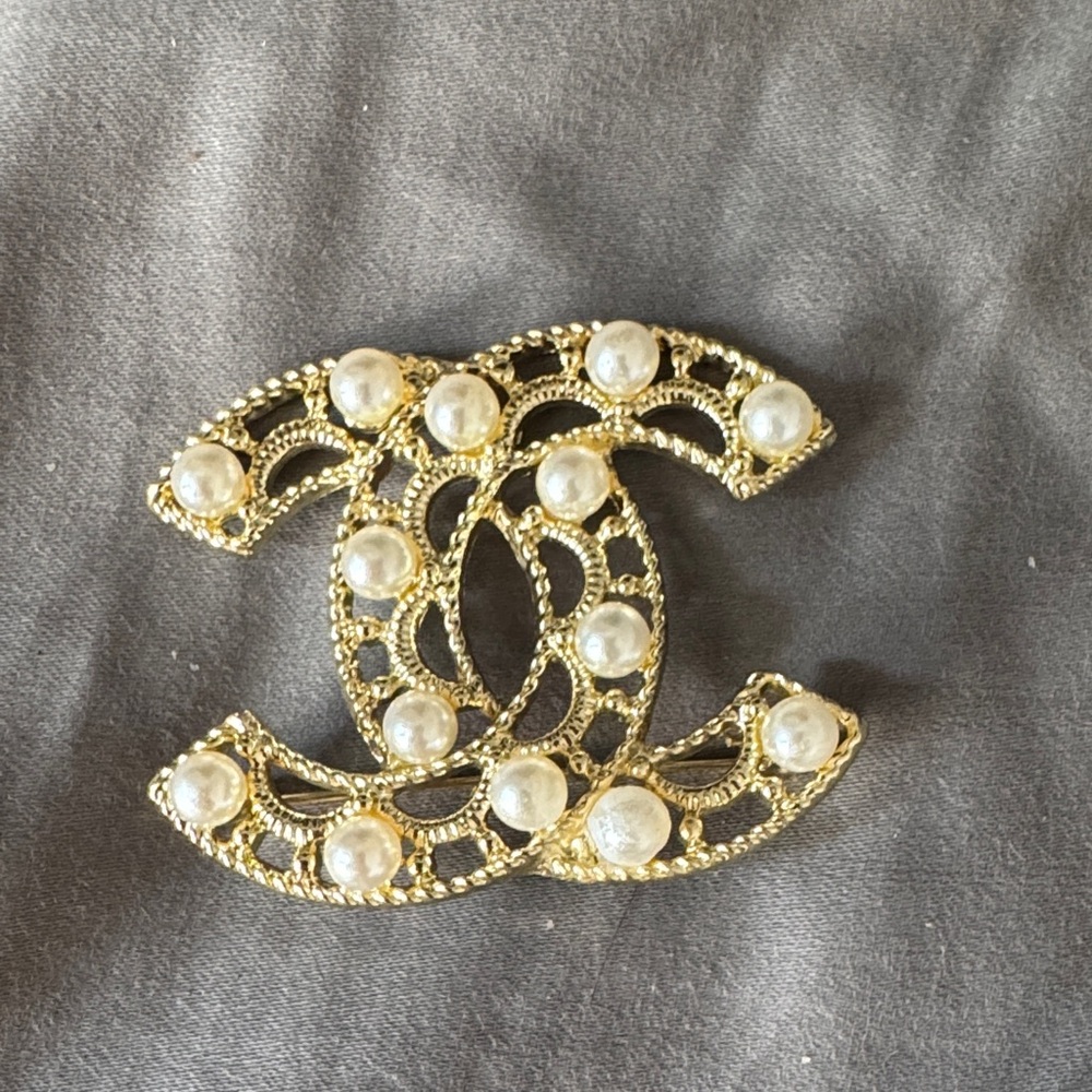 CHANEL Gold Tone Pearl-Accented CC Logo Brooch